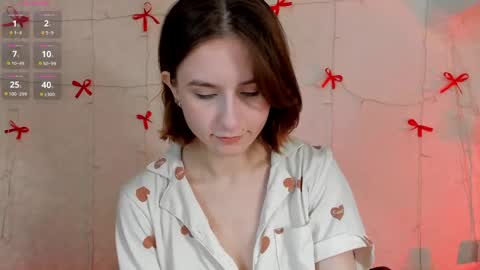 VelvetVine online show from 04.17.26