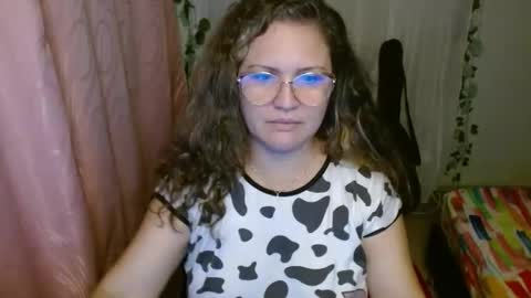 venecasexy44 online show from 10.10.25