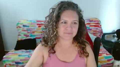 Snapshot of venecasexy44 chatting on 05.03.26 venecasexy44 online show from 05.03.26