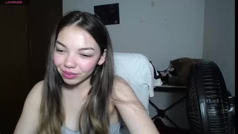 Venelope 3 online show from 02.27.25