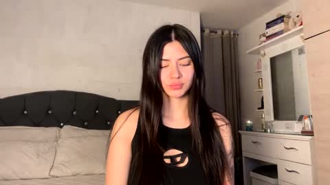 Snapshot of venus_art11 chatting on 12.19.24 venus_art11 online show from 12.19.24