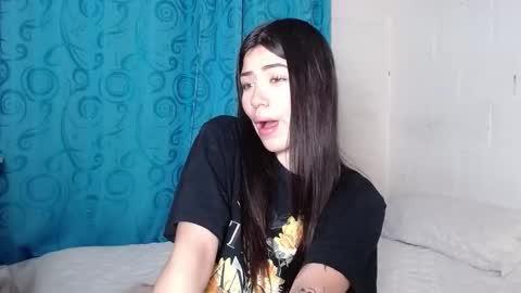 Snapshot of venus_art11 chatting on 12.28.24 venus_art11 online show from 12.28.24