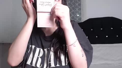 Snapshot of venus_art11 chatting on 12.29.24 venus_art11 online show from 12.29.24