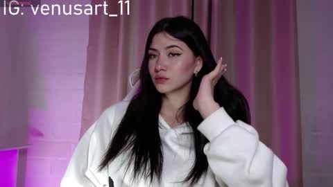 Snapshot of venus_art11 chatting on 01.06.25 venus_art11 online show from 01.06.25