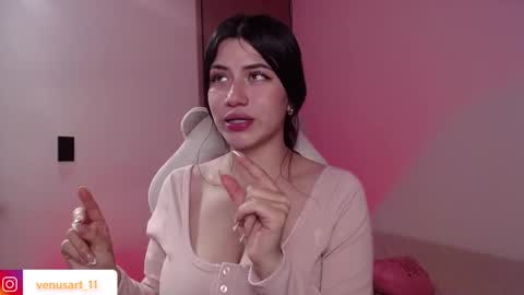 Snapshot of venus_art11 chatting on 02.21.25 venus_art11 online show from 02.21.25