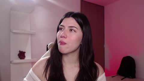 Snapshot of venus_art11 chatting on 02.26.25 venus_art11 online show from 02.26.25