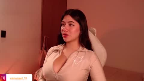 Snapshot of venus_art11 chatting on 02.28.25 venus_art11 online show from 02.28.25