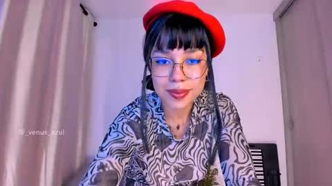 Snapshot of venus_azul chatting on 10.05.25 JulietaIndependent Model venus azul online show from 10.05.25