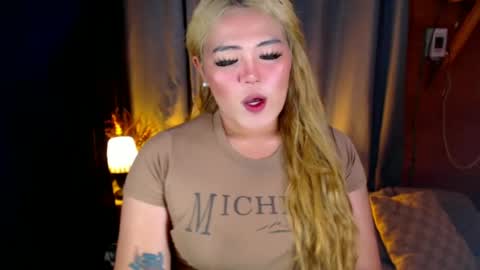 Snapshot of venus_colly chatting on 06.29.26 I am Colly Your mystery girl online show from 06.29.26