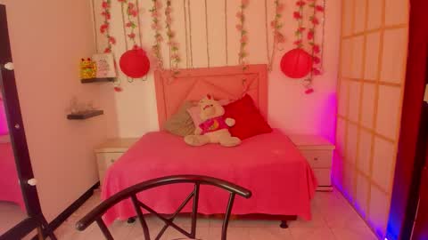 Mary online show from 12.22.25