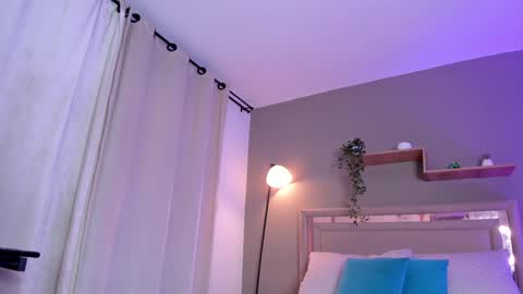 venus_reid online show from 01.04.25