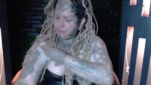 Venus Ink online show from 04.17.26