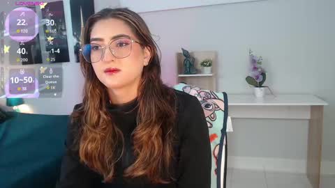 Mia online show from 09.23.25
