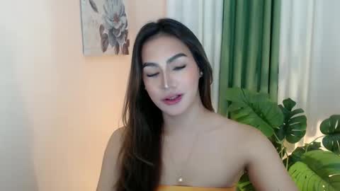 Venus Sunrise Bombshell online show from 09.16.25