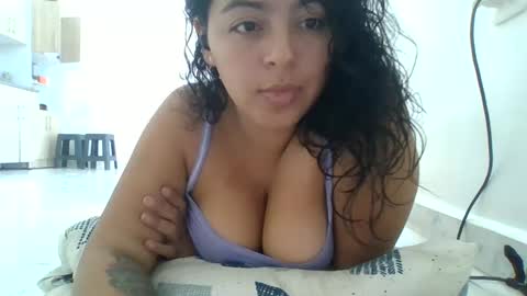 Snapshot of venusafrodita110222 chatting on 01.16.25 venus online show from 01.16.25