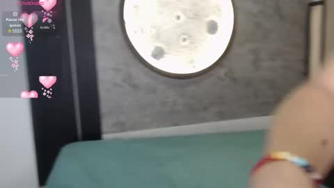 venuss09 online show from 02.08.26