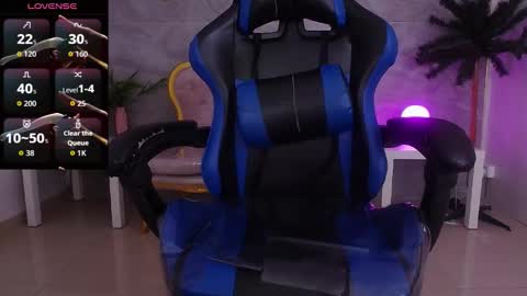 Snapshot of venuss09_s chatting on 12.03.25 venuss online show from 12.03.25