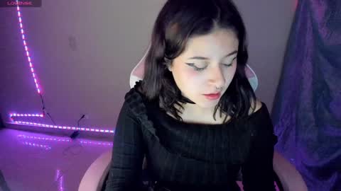 Snapshot of venussx_x chatting on 12.11.24 Venus MY BDAY 29 SEPT online show from 12.11.24