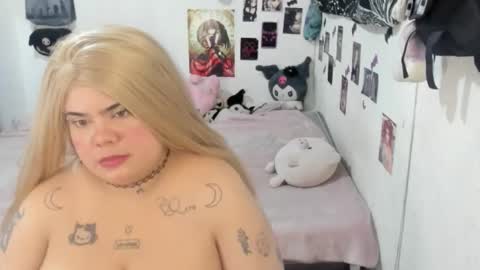 Venuss  online show from 01.15.26