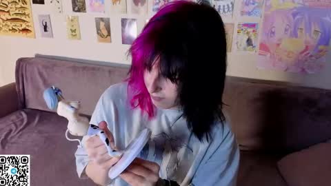 Snapshot of veolatownson chatting on 05.22.26 Erica online show from 05.22.26