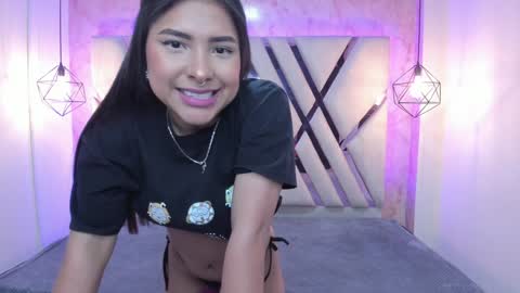 Domelipa  online show from 12.19.24