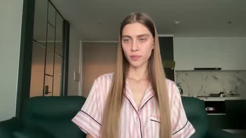 Snapshot of verablanc chatting on 05.27.26 verablanc online show from 05.27.26