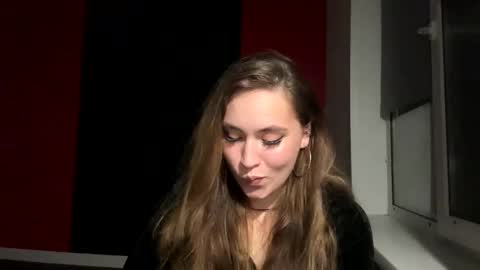 Snapshot of veramirel chatting on 12.18.25 Vera online show from 12.18.25