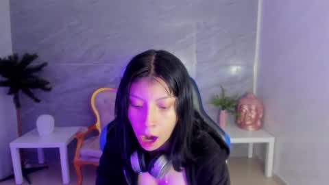 Verana  online show from 10.28.25