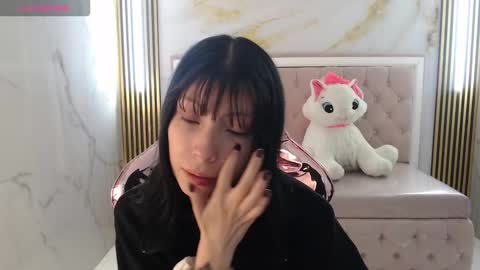 Verana  online show from 11.09.25