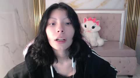 Verana  online show from 11.19.25