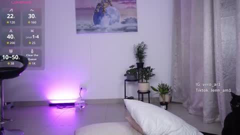 vero_cam online show from 10.30.25