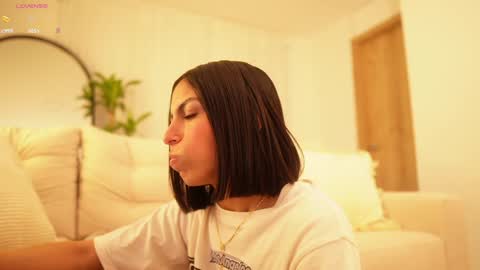 Veronica online show from 12.14.24