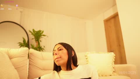 Veronica online show from 01.19.25