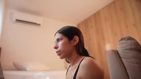 Veronica online show from 04.16.26