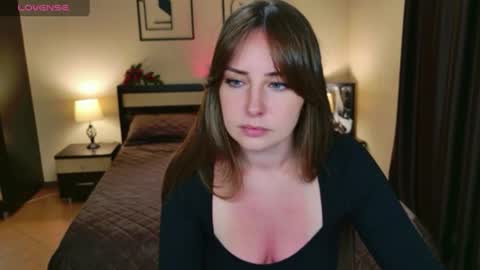 Snapshot of veronicafreman chatting on 06.14.26 Veronica online show from 06.14.26