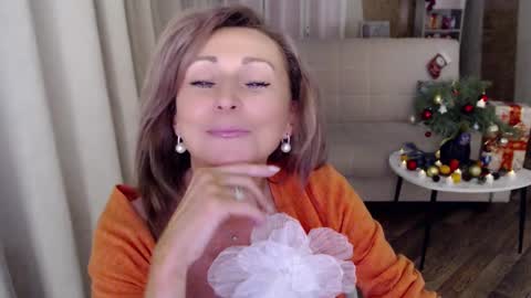Helen online show from 12.23.24