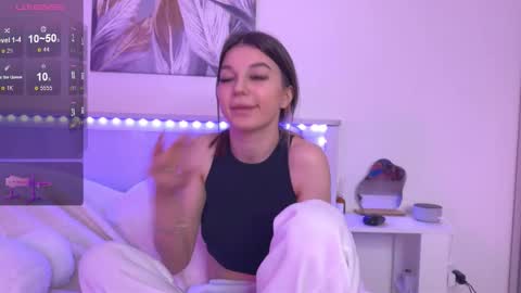Vivi online show from 10.06.25