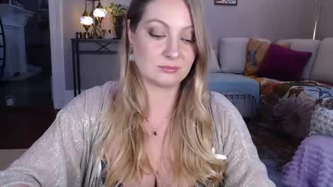 Snapshot of veronicawest chatting on 02.01.25 Veronica Weston online show from 02.01.25