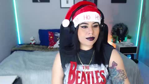 Miss Veronika online show from 12.21.24