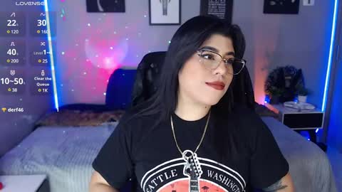 Miss Veronika online show from 12.29.24