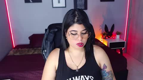 Miss Veronika online show from 01.29.25