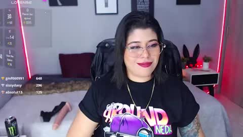 Miss Veronika online show from 02.12.25