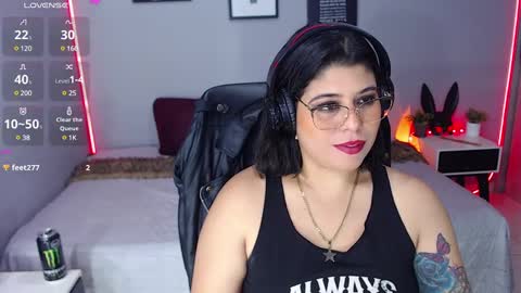 Miss Veronika online show from 02.19.25