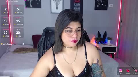 Miss Veronika online show from 03.04.25