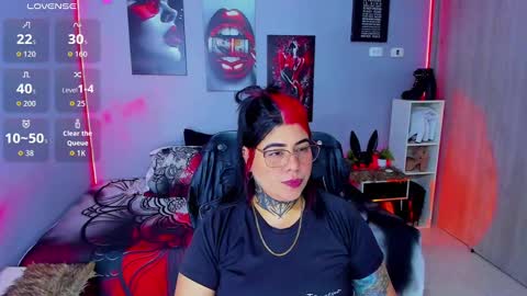 Miss Veronika online show from 09.25.25