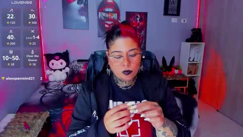 Miss Veronika online show from 10.20.25