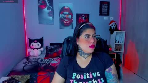 Miss Veronika online show from 11.19.25