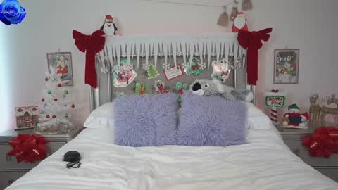 Snapshot of veronika_rose chatting on 12.23.24 Veronika Rose please click show more if you want to see more of my content online show from 12.23.24