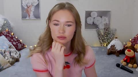 Snapshot of veronikamitchel chatting on 01.04.25 Veronika online show from 01.04.25