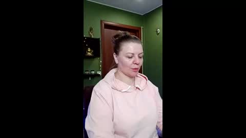 Snapshot of veronikawgold chatting on 04.30.26 VeronikawGold online show from 04.30.26
